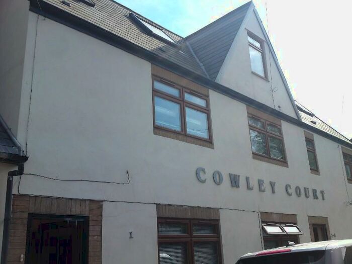 1 Bedroom Flat To Rent In Cowley Court, West St, Leytonstone, E11