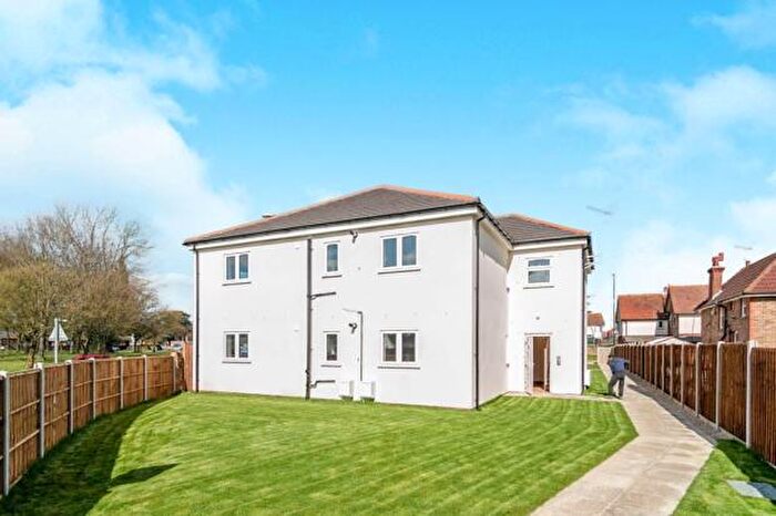 2 Bedroom Flat To Rent In Chichester Road, Bognor Regis, PO21