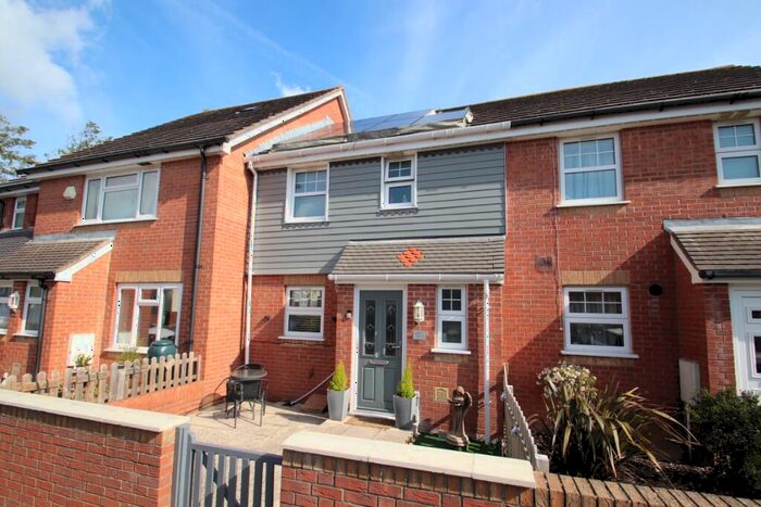 3 Bedroom Terraced House For Sale In Locksway Road, Southsea, Hampshire, PO4