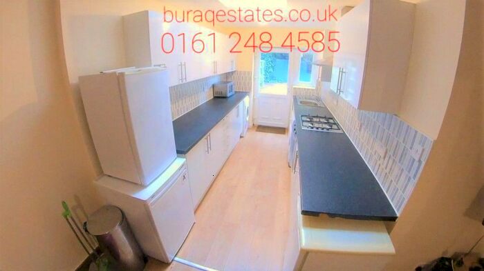 5 Bedroom Semi-Detached House To Rent In Clifton Avenue, Fallowfield, Manchester M14