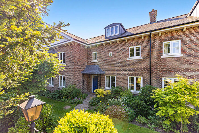 3 Bedroom Cottage For Sale In Wye House Gardens, Barn Street, Marlborough, SN8