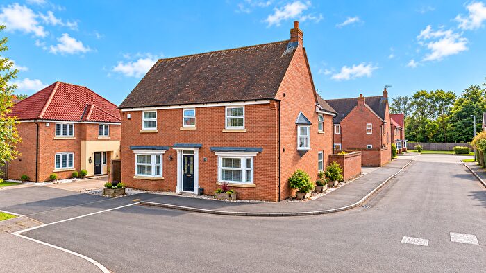 4 Bedroom Detached House For Sale In Carnell Lane, Fernwood, Newark, Nottinghamshire, NG24