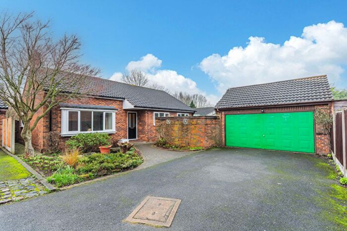 3 Bedroom Detached Bungalow For Sale In Somerset Close, Long Eaton, Nottingham, NG10