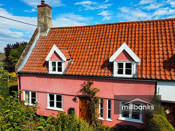 3 Bedroom End Of Terrace House For Sale In Church Street, Great Ellingham, NR17