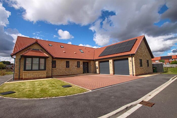 3 Bedroom Detached Bungalow For Sale In Hunters Ride, Appleton Wiske, DL6