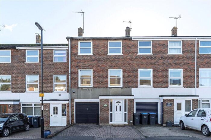 4 Bedroom Terraced House To Rent In Double Days, Burgess Hill, RH15