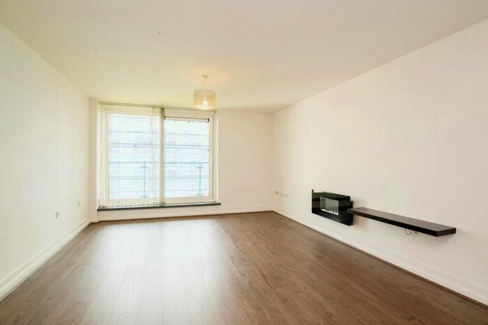 2 Bedroom Apartment To Rent In Caldey Island House, Ferry Court, CF11