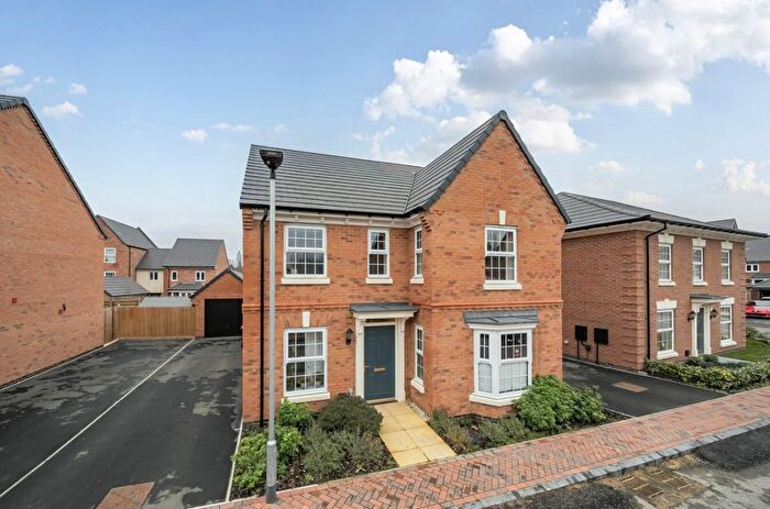 4 Bedroom Detached House For Sale In Inverness Way, Biddenham, MK40