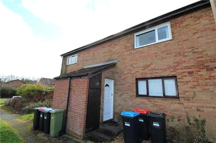 1 Bedroom Apartment To Rent In Clay Hill, Two Mile Ash, MK8