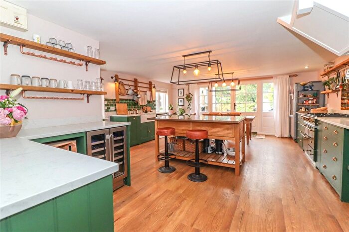 5 Bedroom Detached House To Rent In Appleshaw, Andover, SP11