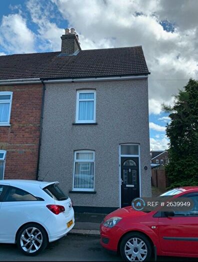 3 Bedroom End Of Terrace House To Rent In Dewhurst Road, Cheshunt, EN8