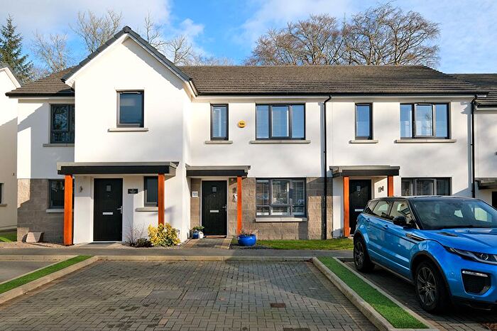 2 Bedroom Terraced House To Rent In Waterton Lawn, Stoneywood, AB21