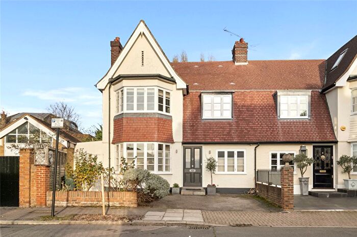 4 Bedroom End Terrace House For Sale In Multon Road, London, SW18