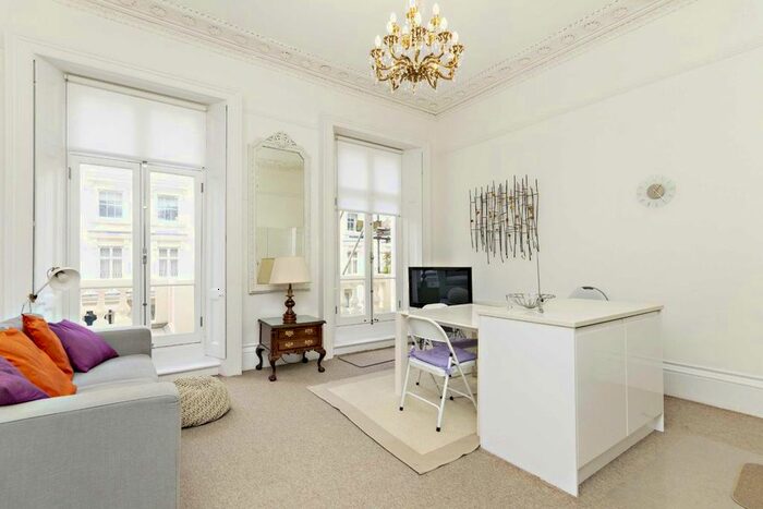 1 Bedroom Flat To Rent In Gloucester Street, London, SW1V
