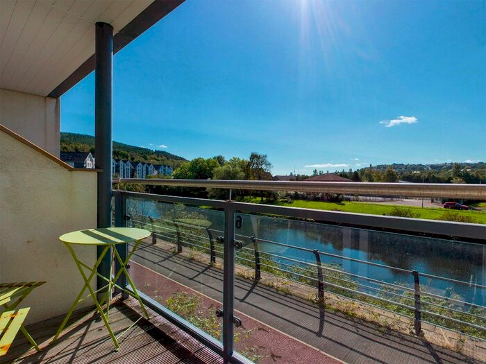 1 Bedroom Flat To Rent In Phoebe Road, Copper Quarter, Swansea, SA1