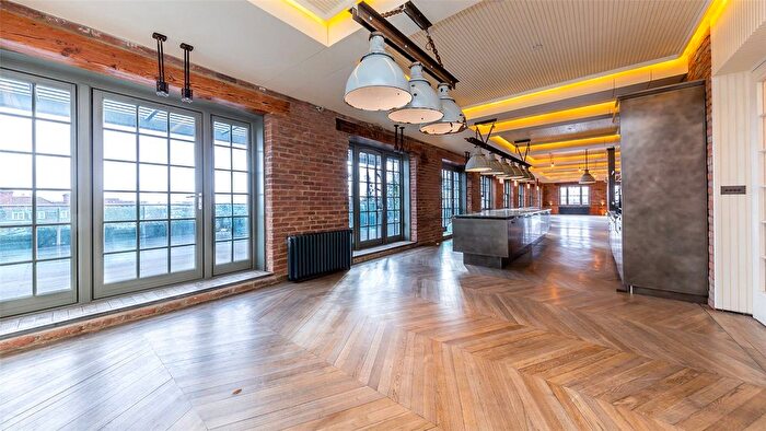 4 Bedroom Flat To Rent In Belmont Street, Camden, London, NW1