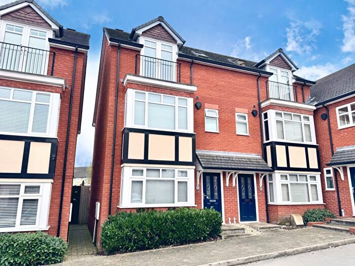 3 Bedroom Terraced House For Sale In Anvil Place, Sutton Coldfield, B75