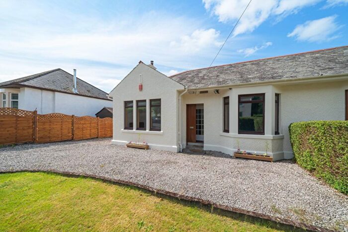 2 Bedroom Semi-Detached House For Sale In Finlaystone Road, Kilmacolm, PA13