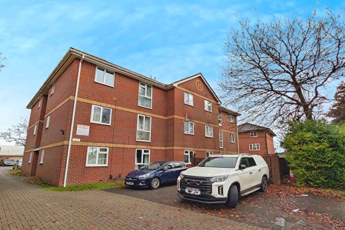 1 Bedroom Flat To Rent In Spring Road, SO19