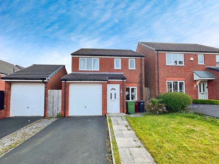 3 Bedroom Detached House To Rent In Harrier Close, Lostock, Bolton, BL6