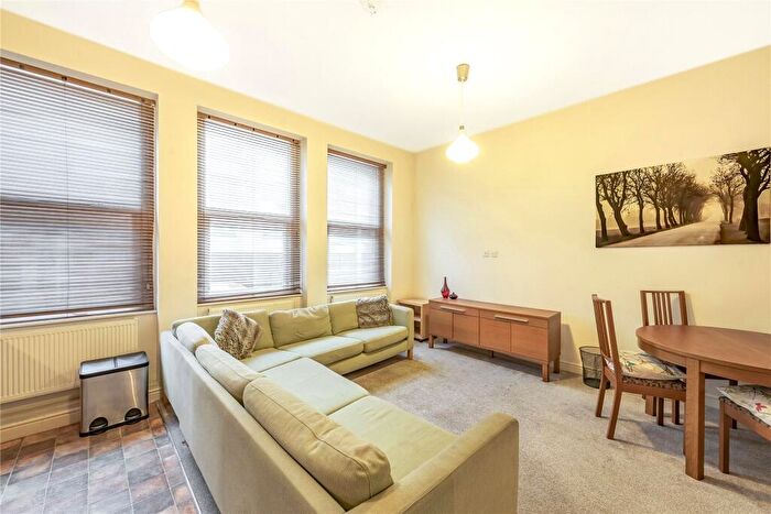 2 Bedroom Apartment To Rent In Chamberlayne Road, Kensal Rise, London, NW10