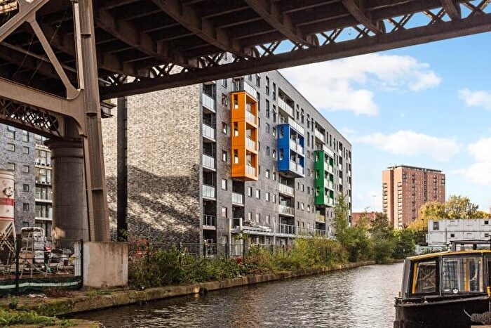 2 Bedroom Apartment To Rent In Potato Wharf Manchester, M3