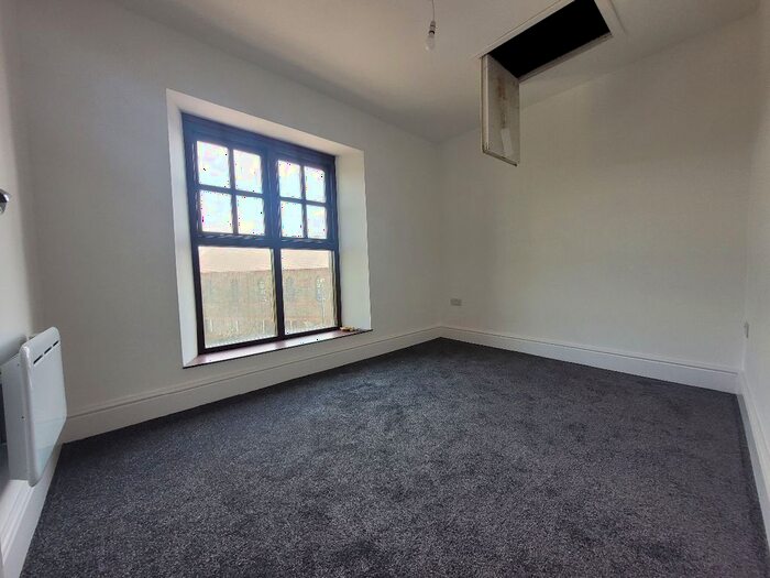 2 Bedroom Flat To Rent In Queen Victoria Street, Tredegar, NP22
