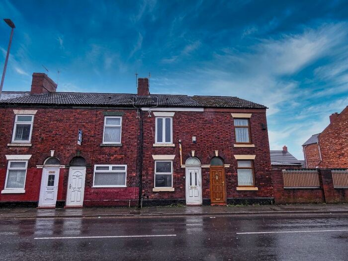 3 Bedroom Terraced House To Rent In West Street, Crewe, CW1
