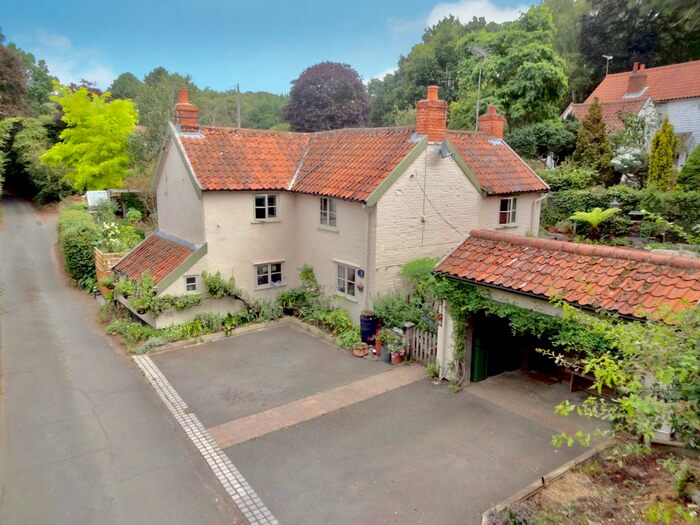 3 Bedroom Cottage For Sale In School Lane, Woodbridge, IP12