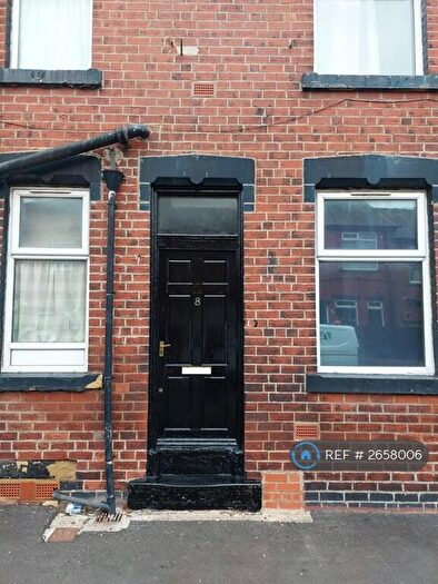 2 Bedroom End Of Terrace House To Rent In Congress Street, Leeds, LS12