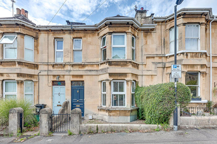 4 Bedroom Terraced House To Rent In Warwick Road, Bath, BA1