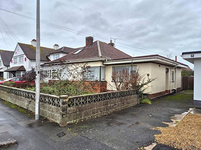 2 Bedroom Semi Detached Bungalow For Sale In Wellsea Grove, Weston-Super-Mare, BS23