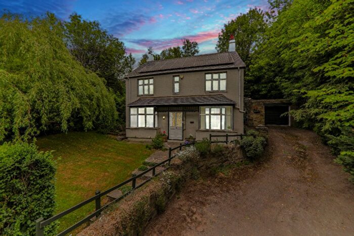 3 Bedroom Detached House For Sale In Ellar Ghyll, Otley, LS21