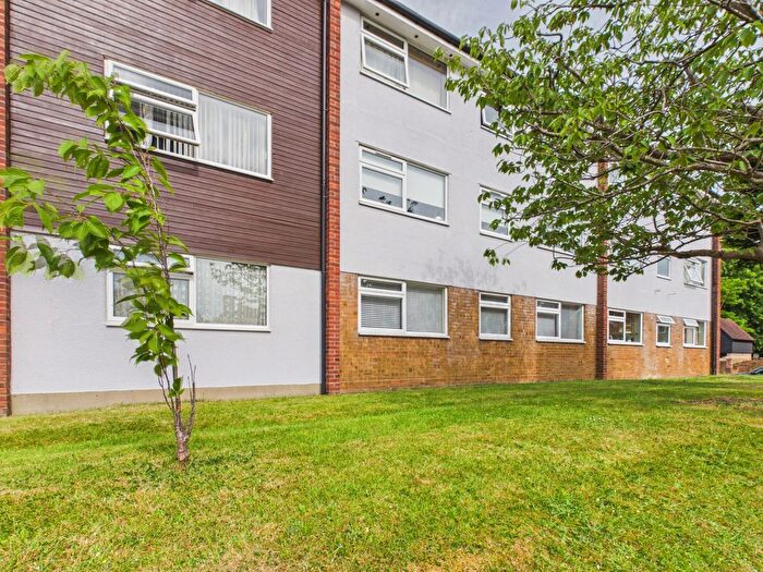 1 Bedroom Flat For Sale In East Street, Tonbridge, TN9