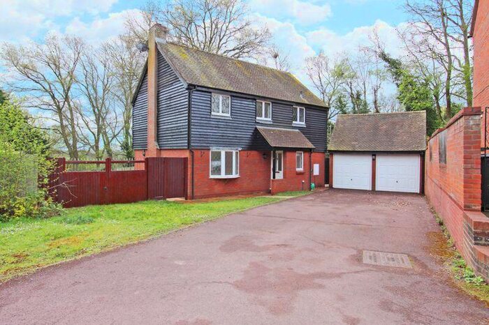 4 Bedroom Detached House To Rent In Heron Park, Lychpit, RG24