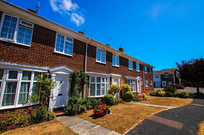 3 Bedroom Terraced House To Rent In Stanmore Gardens, Bognor Regis, PO21