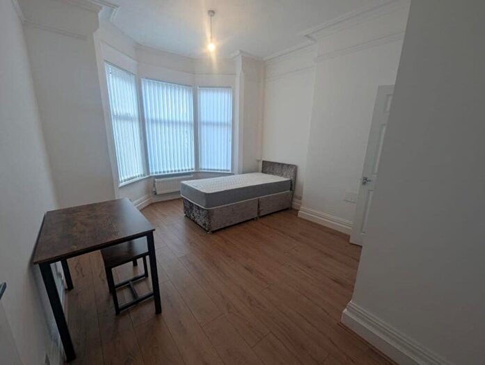 6 Bedroom House To Rent In Birches Head Road, Stoke-on-Trent, ST1