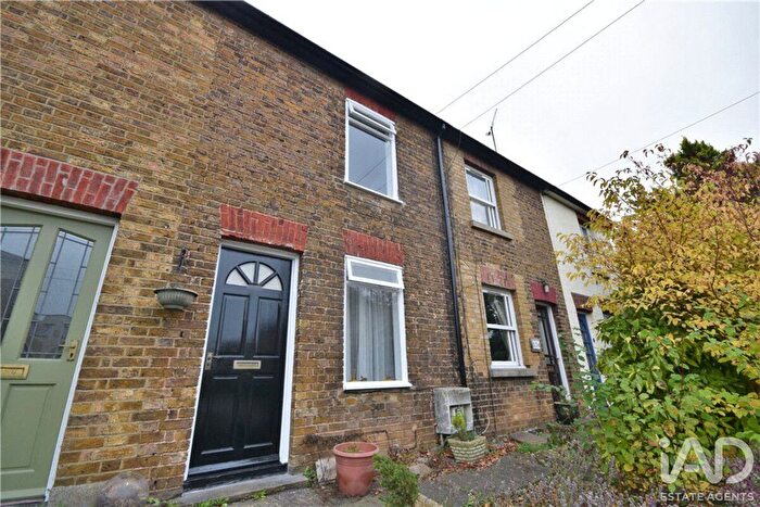 1 Bedroom Terraced House To Rent In Stansted Road, Bishop's Stortford Herts, CM23