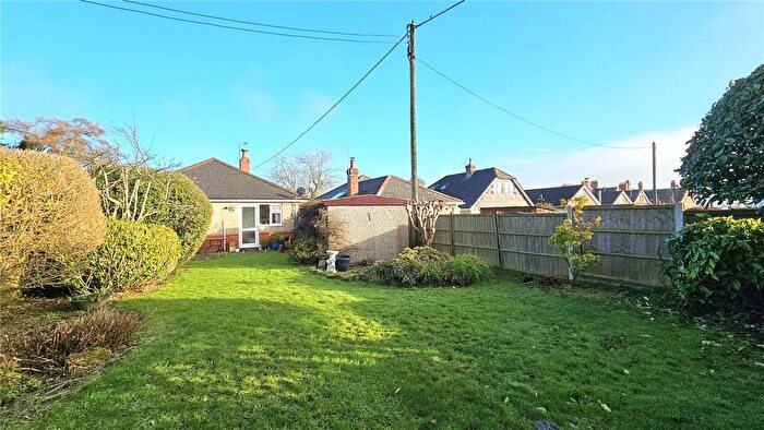 2 Bedroom Bungalow For Sale In Lower Blandford Road, Shaftesbury, Dorset, SP7
