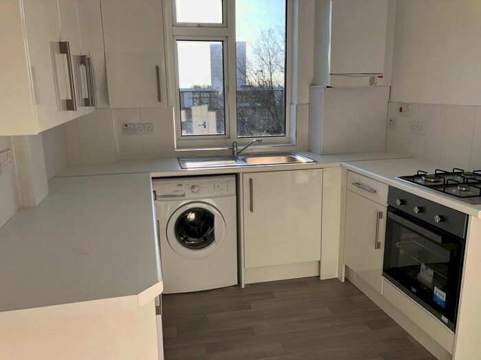 1 Bedroom Flat To Rent In Clarence Road, London, N22