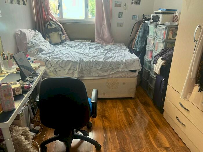 4 Bedroom Flat To Rent In Jamaica Street, London, E1