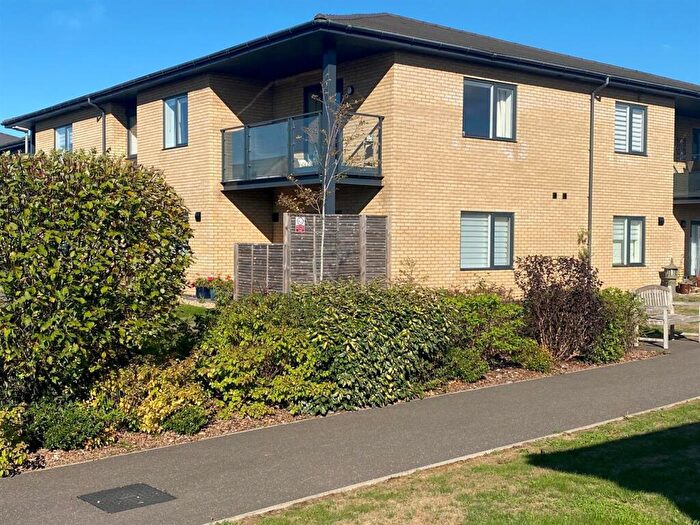 1 Bedroom Apartment For Sale In The Poppyfields, Collingham, Newark, NG23