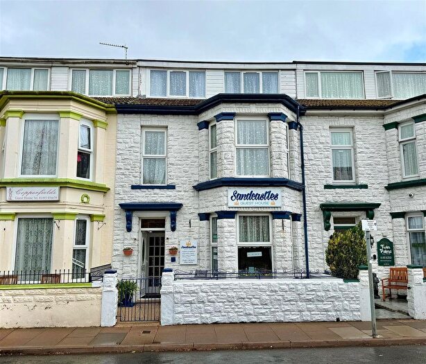 7 Bedroom Hotel For Sale In Trafalgar Road, Great Yarmouth, NR30