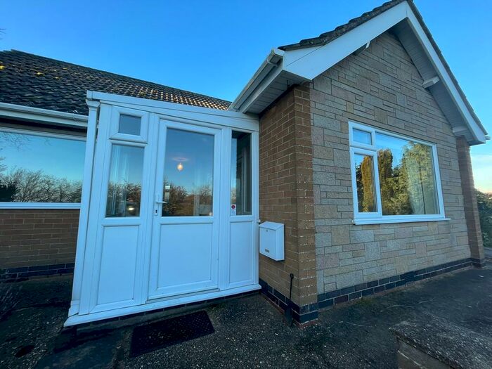 3 Bedroom Detached Bungalow To Rent In Main Road, Scamblesby, LN11