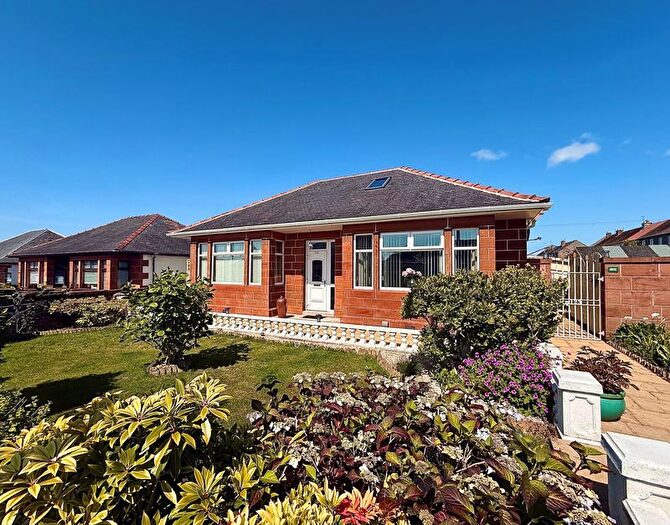 4 Bedroom Detached Bungalow For Sale In Castlehill Road, Ayr, KA7