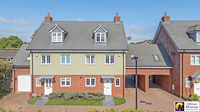 5 Bedroom Terraced House For Sale In Bedroom Family Home - The Chestnuts, Puckeridge, SG11