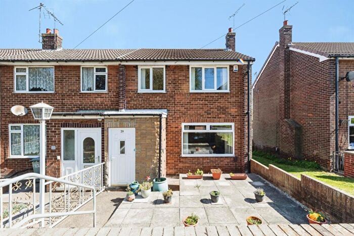 3 Bedroom End Of Terrace House For Sale In William Street, Morley, Leeds, LS27