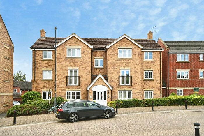 2 Bedroom Flat To Rent In Torun Way, Swindon, Wiltshire, SN25