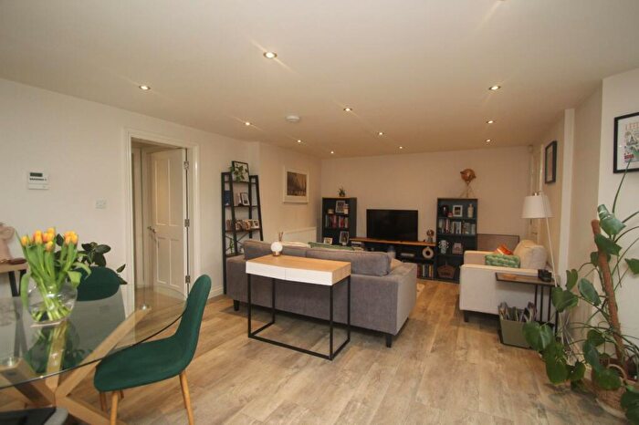 1 Bedroom Flat To Rent In Station Parade, Harrogate, HG1