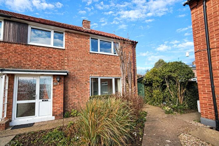 3 Bedroom End Of Terrace House For Sale In Turker Close, Northallerton, North Yorkshire, England, DL6